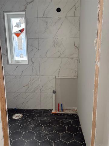 Builiding view nineteen for 10505 Excalibur, Utica, MI. 48315