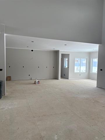 Builiding view seventeen for 10505 Excalibur, Utica, MI. 48315