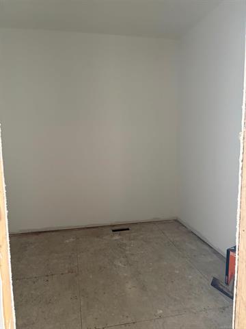 Builiding view twenty two for 10505 Excalibur, Utica, MI. 48315