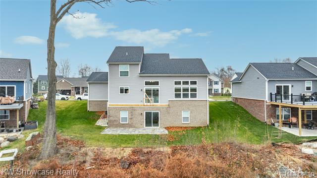 Builiding view forty five for 915 Preserve, White Lake, MI. 48386