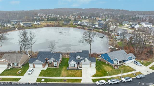 Builiding view forty two for 915 Preserve, White Lake, MI. 48386