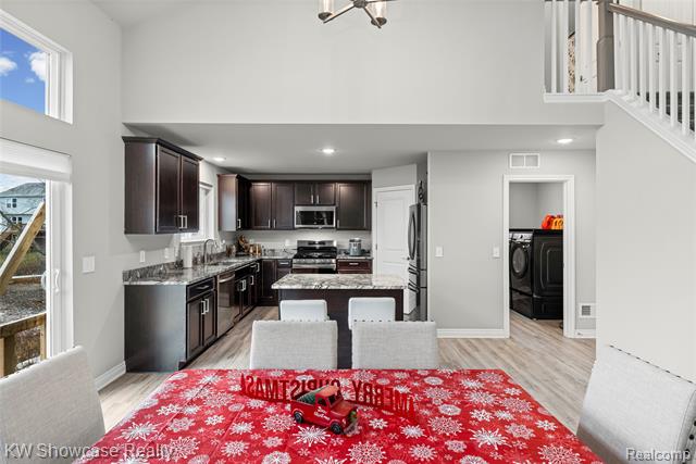 Builiding view nine for 915 Preserve, White Lake, MI. 48386