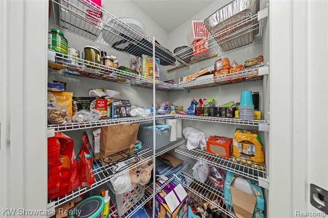 Builiding view nineteen for 915 Preserve, White Lake, MI. 48386