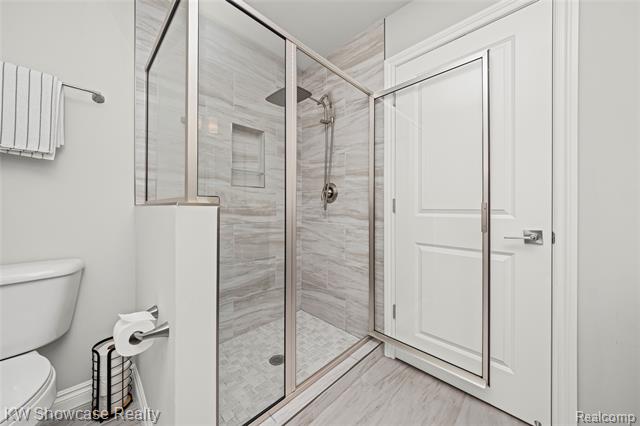 Builiding view twenty eight for 915 Preserve, White Lake, MI. 48386