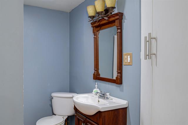 Builiding view twenty four for 5059 Rogers, Kalkaska, MI. 49646