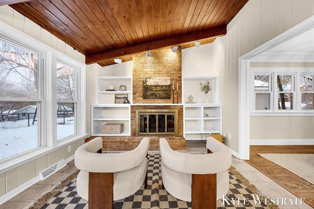 Builiding view nine for 315 Lawndale, Grand Rapids, MI. 49503