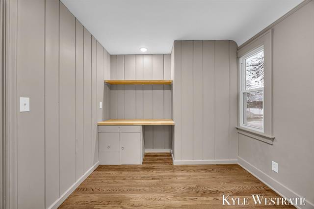 Builiding view thirty for 315 Lawndale, Grand Rapids, MI. 49503