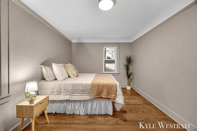 Builiding view twenty two for 315 Lawndale, Grand Rapids, MI. 49503