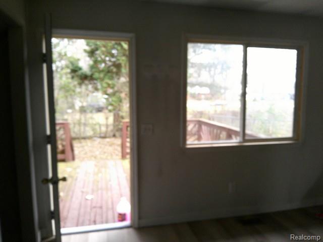 Builiding view six for 2802 Eaton, Flint, MI. 48506