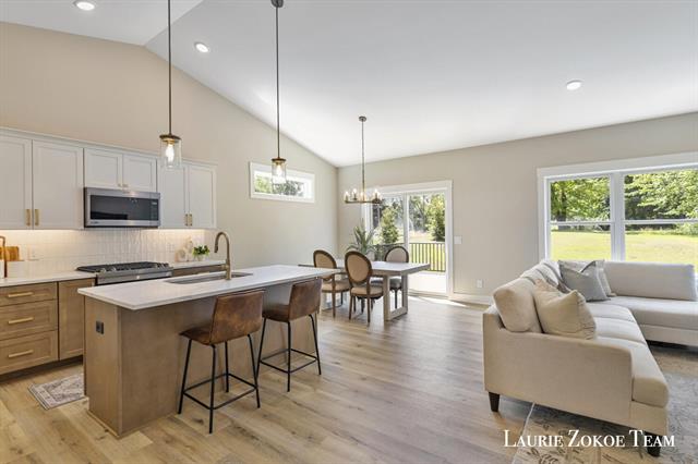 Builiding view six for 4214 Tallman Woods, Grand Rapids, MI. 49534