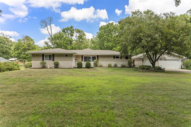 front view for 10796 W H Avenue, Kalamazoo, Mi. 49009