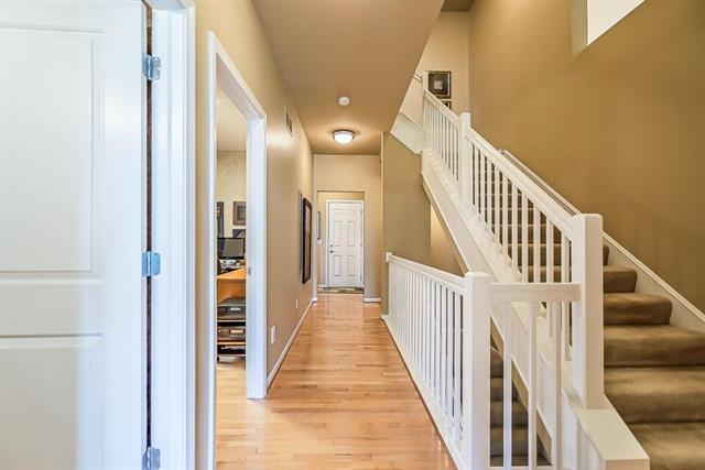 Builiding view fifty six for 5401 Pinnacle, Ann Arbor, MI. 48108