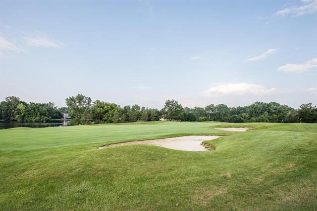 Builiding view forty six for 5401 Pinnacle, Ann Arbor, MI. 48108