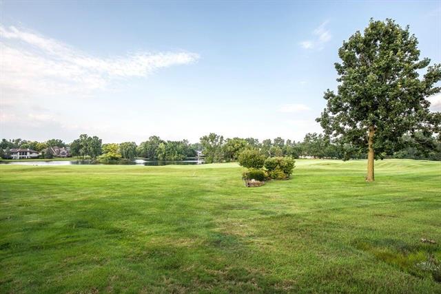 Builiding view forty three for 5401 Pinnacle, Ann Arbor, MI. 48108