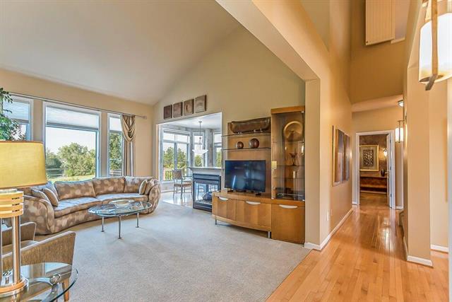 Builiding view sixty nine for 5401 Pinnacle, Ann Arbor, MI. 48108