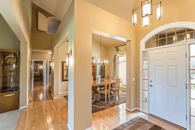 Builiding view sixty seven for 5401 Pinnacle, Ann Arbor, MI. 48108