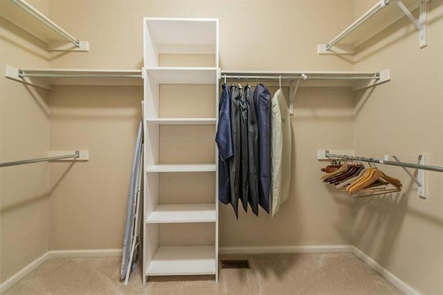 Builiding view sixty two for 5401 Pinnacle, Ann Arbor, MI. 48108