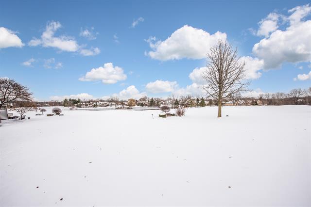 Builiding view twenty seven for 5401 Pinnacle, Ann Arbor, MI. 48108