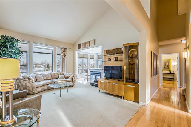 Builiding view twenty two for 5401 Pinnacle, Ann Arbor, MI. 48108