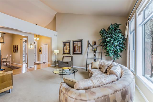 Builiding view twenty for 5401 Pinnacle, Ann Arbor, MI. 48108