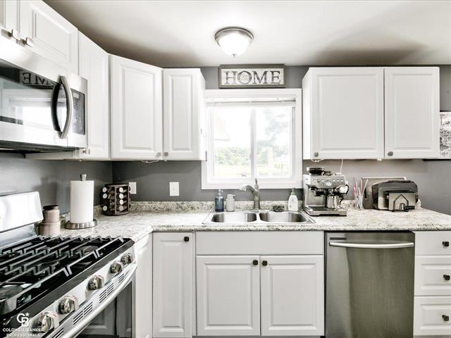 Builiding view nine for 1920 French, Caro, MI. 48723