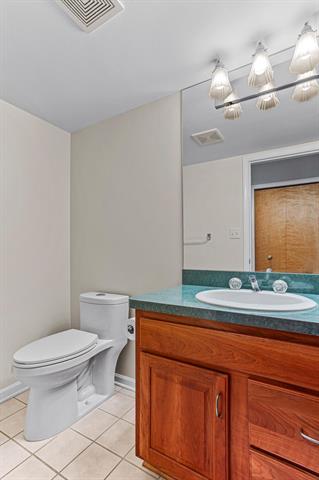 Builiding view nine for 3020 Rivers Edge, Wayne, MI. 48184