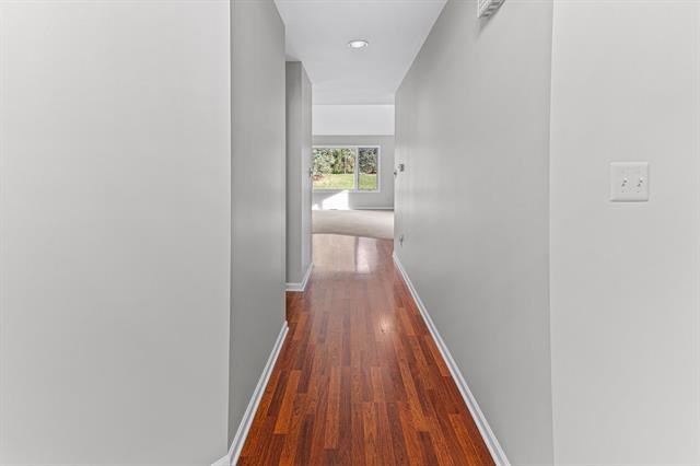 Builiding view seven for 3020 Rivers Edge, Wayne, MI. 48184