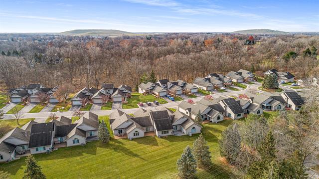 Builiding view two for 3020 Rivers Edge, Wayne, MI. 48184