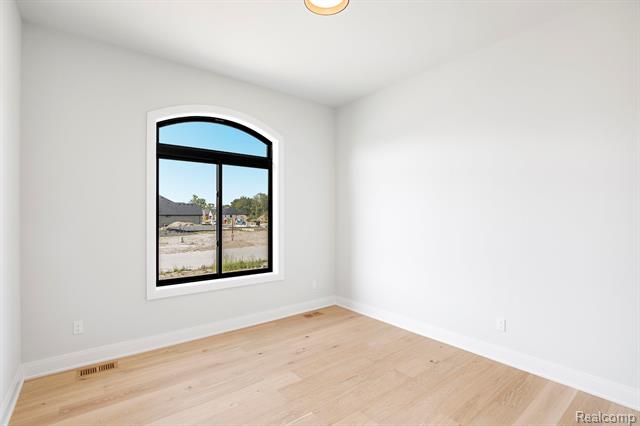 Builiding view twenty four for 13851 Arthur, Washington, MI. 48094