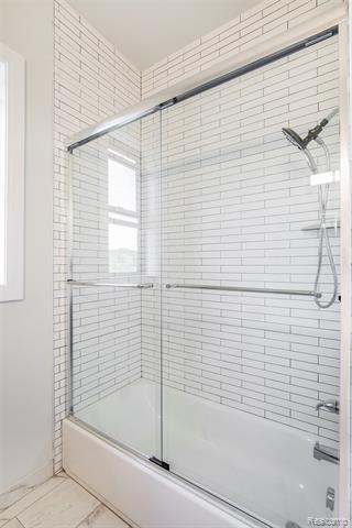 Builiding view twenty nine for 13851 Arthur, Washington, MI. 48094