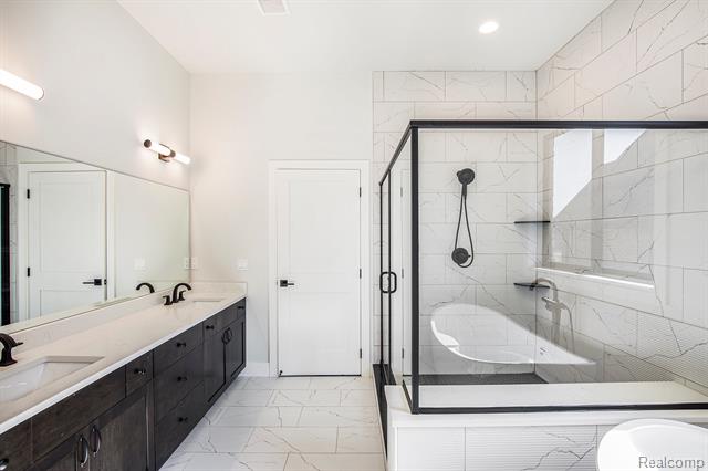 Builiding view twenty one for 13851 Arthur, Washington, MI. 48094