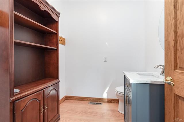 Builiding view twenty for 4500 Curve, Freeland, MI. 48623