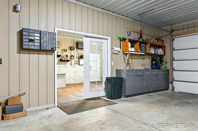 Builiding view ninety eight for 3653 Grand Bluffs, Grand Rapids, MI. 49534