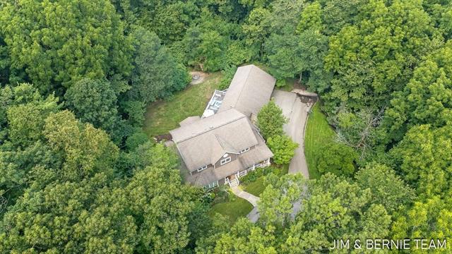 Builiding view one hundred six for 3653 Grand Bluffs, Grand Rapids, MI. 49534