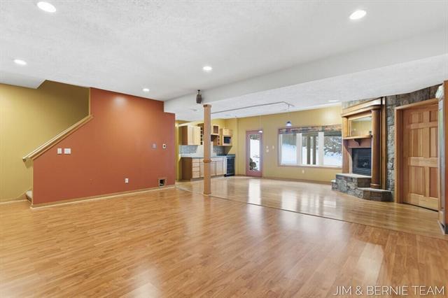 Builiding view seventy three for 3653 Grand Bluffs, Grand Rapids, MI. 49534