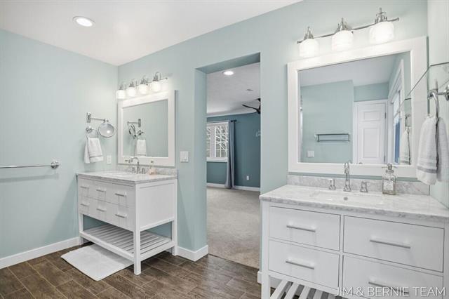 Builiding view sixty one for 3653 Grand Bluffs, Grand Rapids, MI. 49534