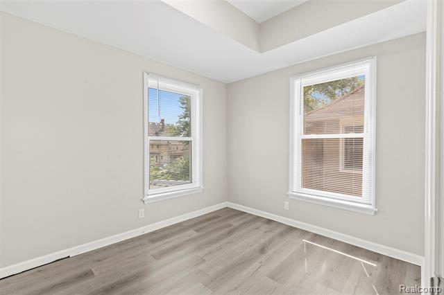 Builiding view fifteen for 558 Marston, Detroit, MI. 48202