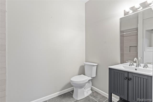 Builiding view fourteen for 558 Marston, Detroit, MI. 48202