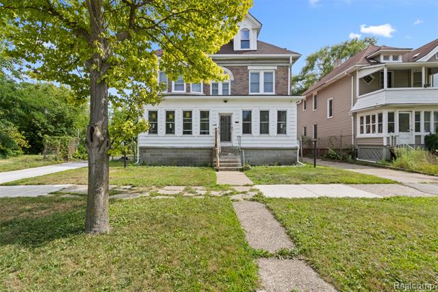 Builiding view two for 558 Marston, Detroit, MI. 48202