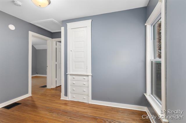 Builiding view twelve for 1118 Fulton, Grand Rapids, MI. 49503