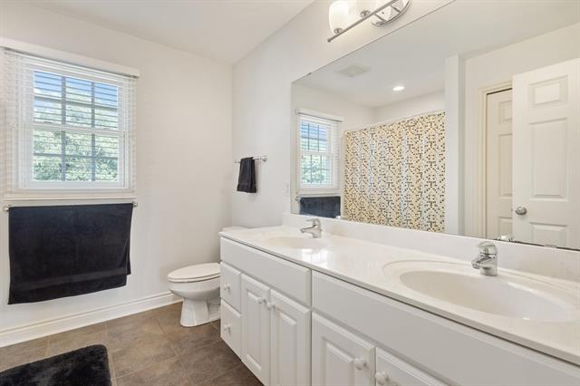 Builiding view forty nine for 3700 Oakharbor, Kalamazoo, MI. 49009