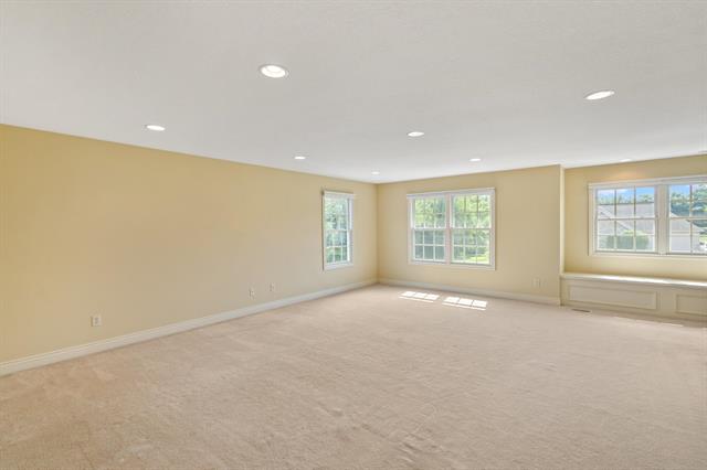 Builiding view forty three for 3700 Oakharbor, Kalamazoo, MI. 49009