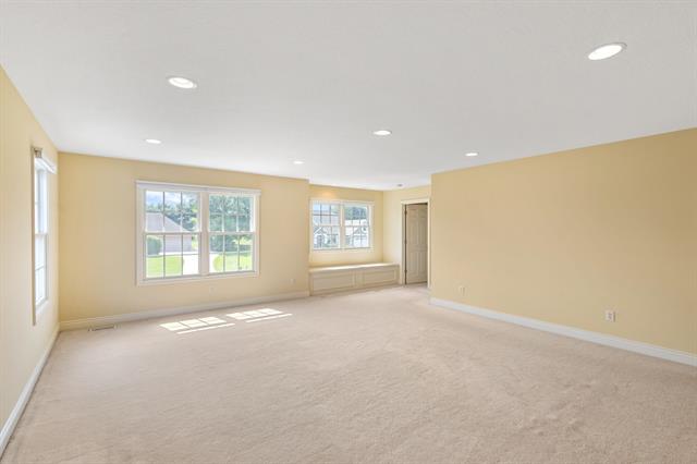 Builiding view forty two for 3700 Oakharbor, Kalamazoo, MI. 49009