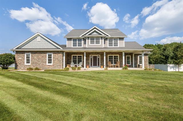 Builiding view seventy seven for 3700 Oakharbor, Kalamazoo, MI. 49009