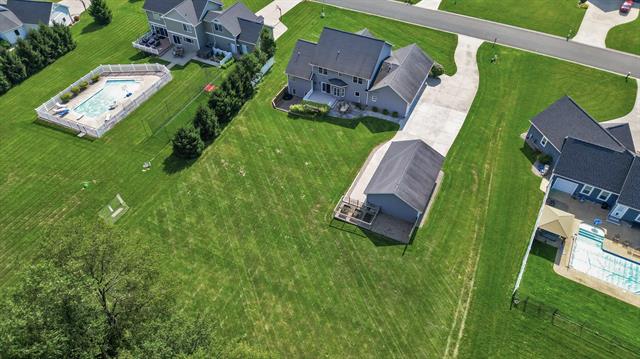 Builiding view two for 3700 Oakharbor, Kalamazoo, MI. 49009