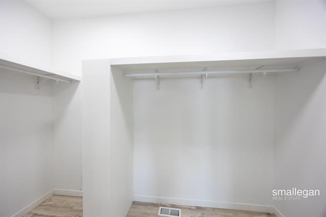 Builiding view eighteen for 1845 Kenowa, Grand Rapids, MI. 49534