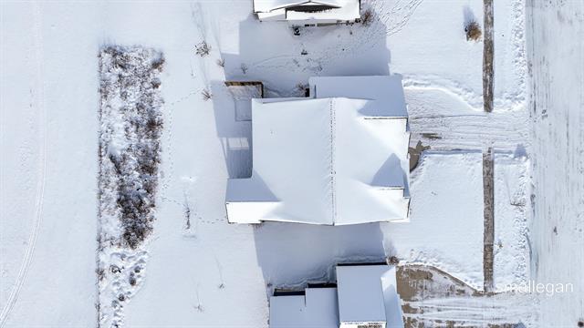 Builiding view fifty three for 1845 Kenowa, Grand Rapids, MI. 49534