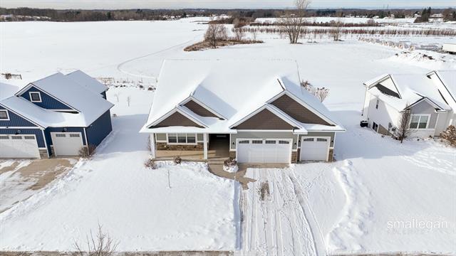 Builiding view forty nine for 1845 Kenowa, Grand Rapids, MI. 49534