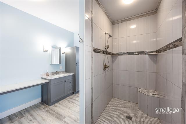 Builiding view sixteen for 1845 Kenowa, Grand Rapids, MI. 49534