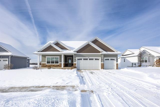 Builiding view thirty four for 1845 Kenowa, Grand Rapids, MI. 49534